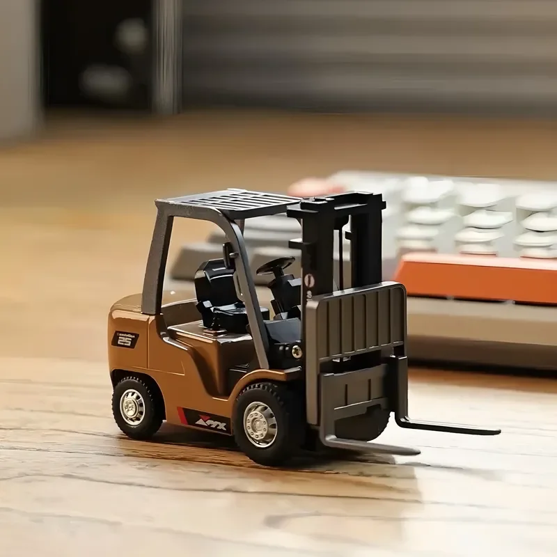 Heavy Equipment Games - 1/64 Scale Remote Controlled Alloy Forklift