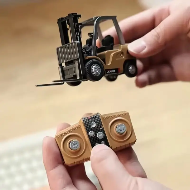 1/64 Scale Remote Controlled A - Heavy Equipment Games recension och pris